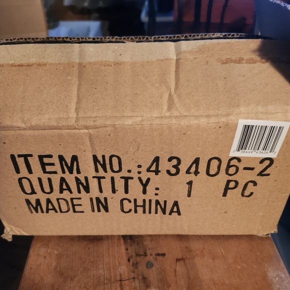 Frosty the Snowman Figurine Christmas 9" Midwest of Cannon Falls Acrylic New - Picture 4 of 7